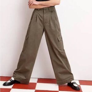 Madewell wide-leg Harlow cargo pants size 4